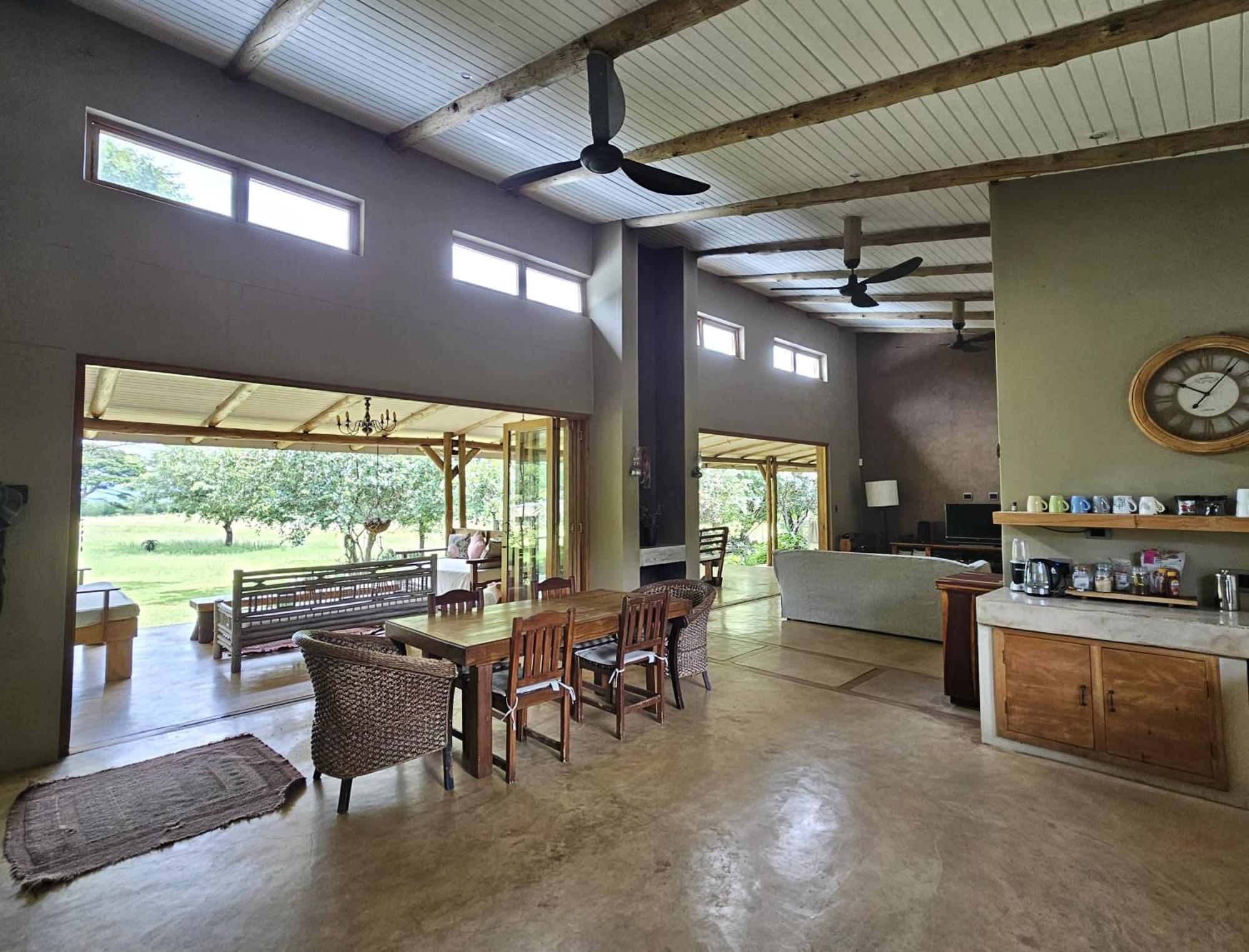 Tchagra House Villa Хлухлуве Екстериор снимка